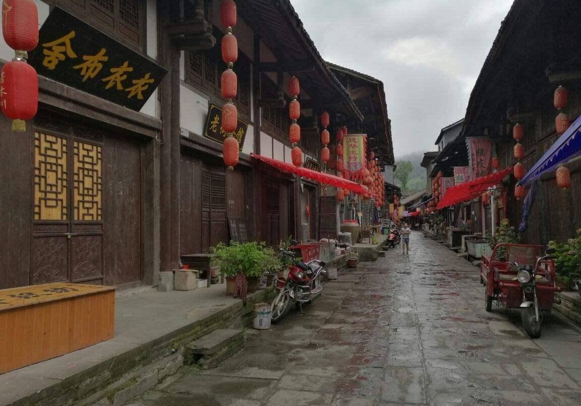 蜡笔小新兄妹春节大拜年